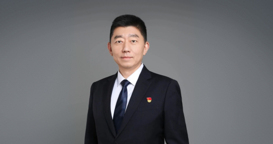 徐浩宇代表：制定和完善大健康相关政策法规